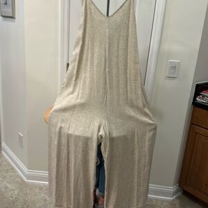 Shinestar Woman’s Size Medium Jumpsuit, 80/20 Rayon/Linen NWOT